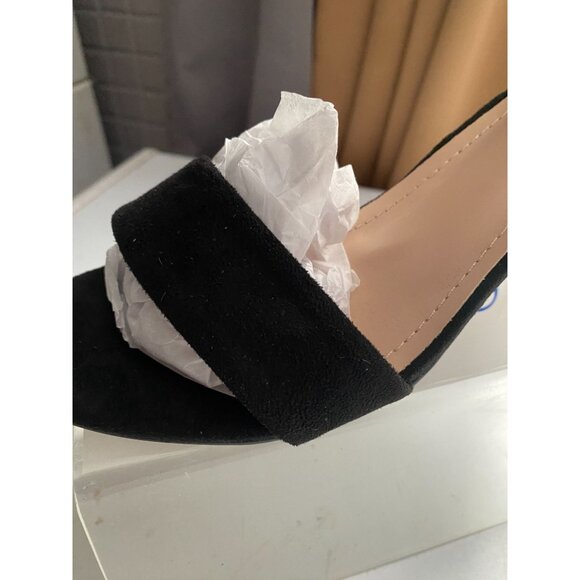 Black Suede Ankle Strap Heels‎ With Back Zipper Size 7.5 Guilty Shoes - Picture 4 of 12